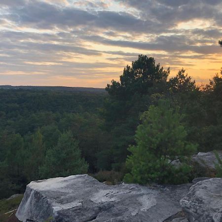 Chambres Au Coeur Du Massif Des Trois Pignons Noisy-sur-Ecole Exteriör bild